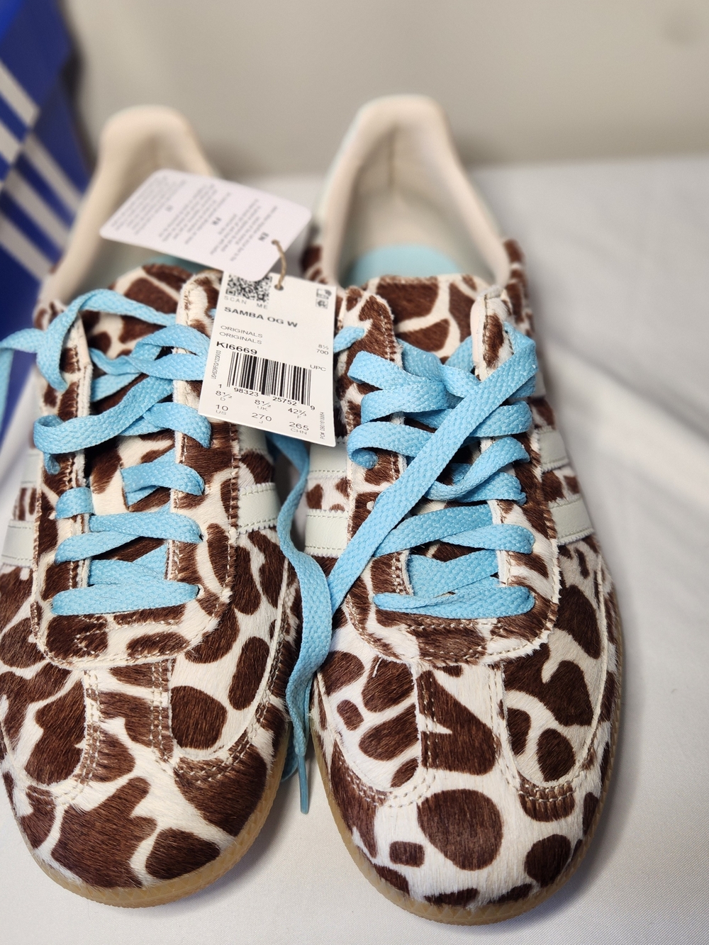 NWT Adidas Samba OG W Brown Giraffe Print Sneakers with Light Blue Laces - Picture 6 of 8